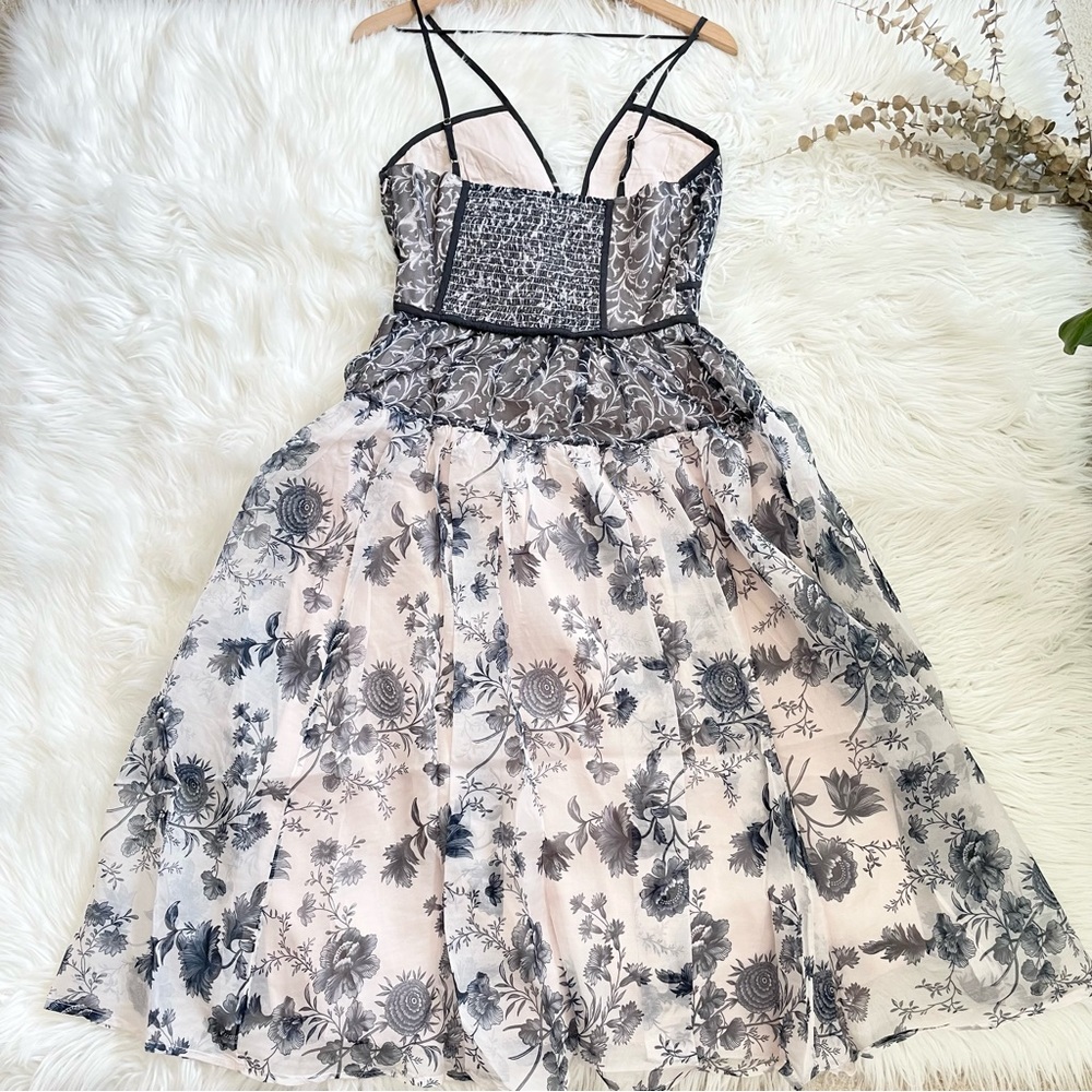 Anthropologie Halter Dress Black White V Neck Medium Midi NWT - Picture 14 of 16